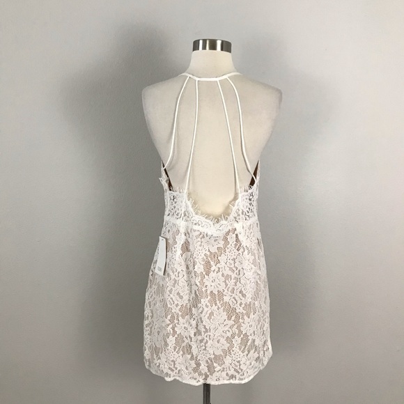 Tobi Large Lace Mini Dress White Side Eye Bodycon - Picture 5 of 11